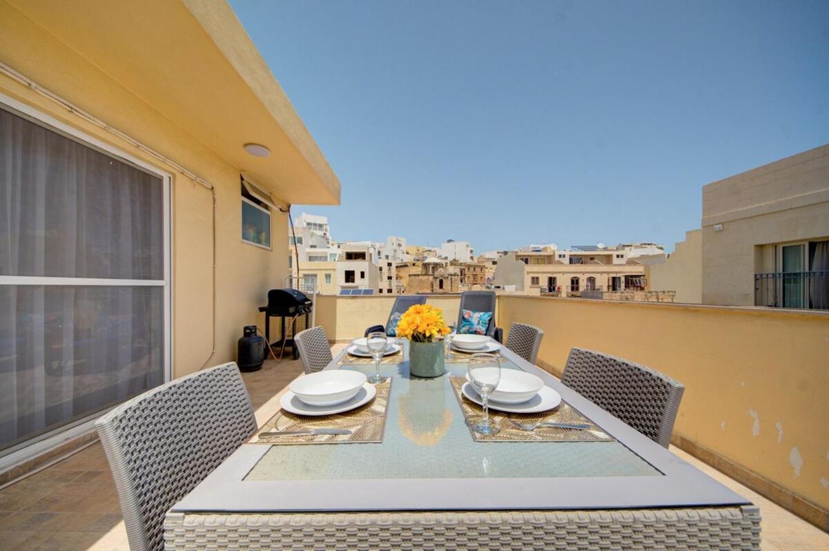 Azure Haven - Gzira Apartments And Penthouse By Shortletsmalta Szoba fotó